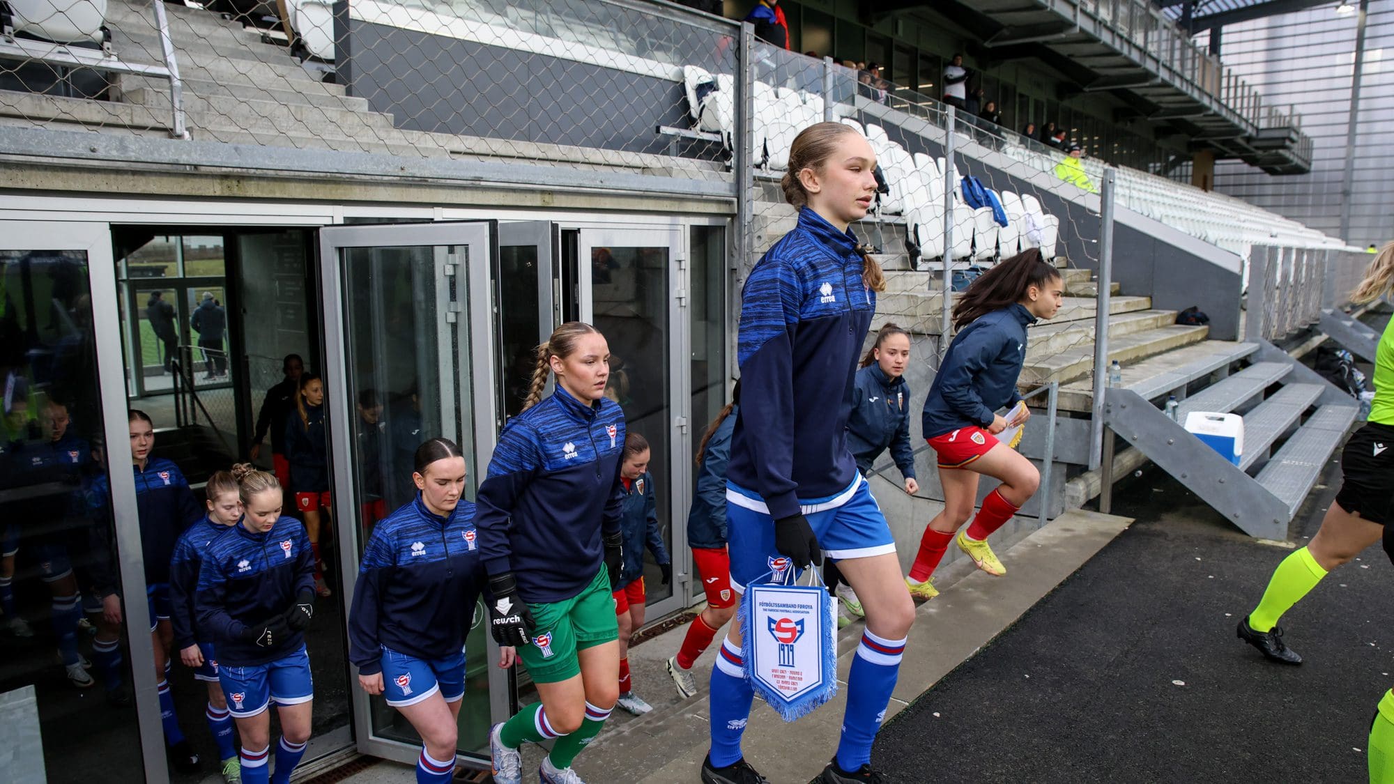 Føroyar Rumenia U17-02