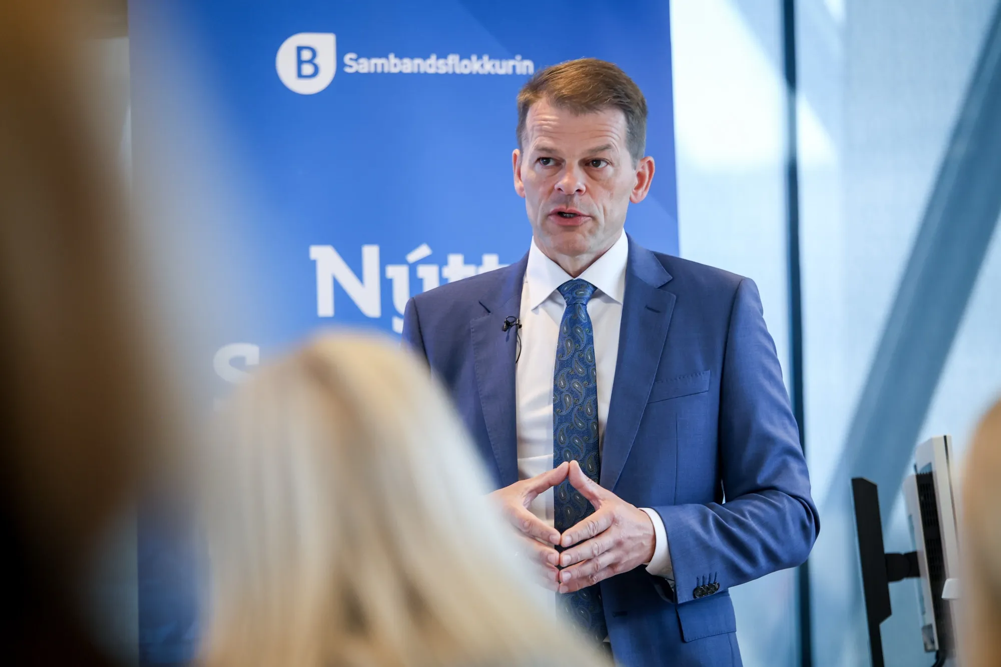 Vinna einki uppá breiðar semjur