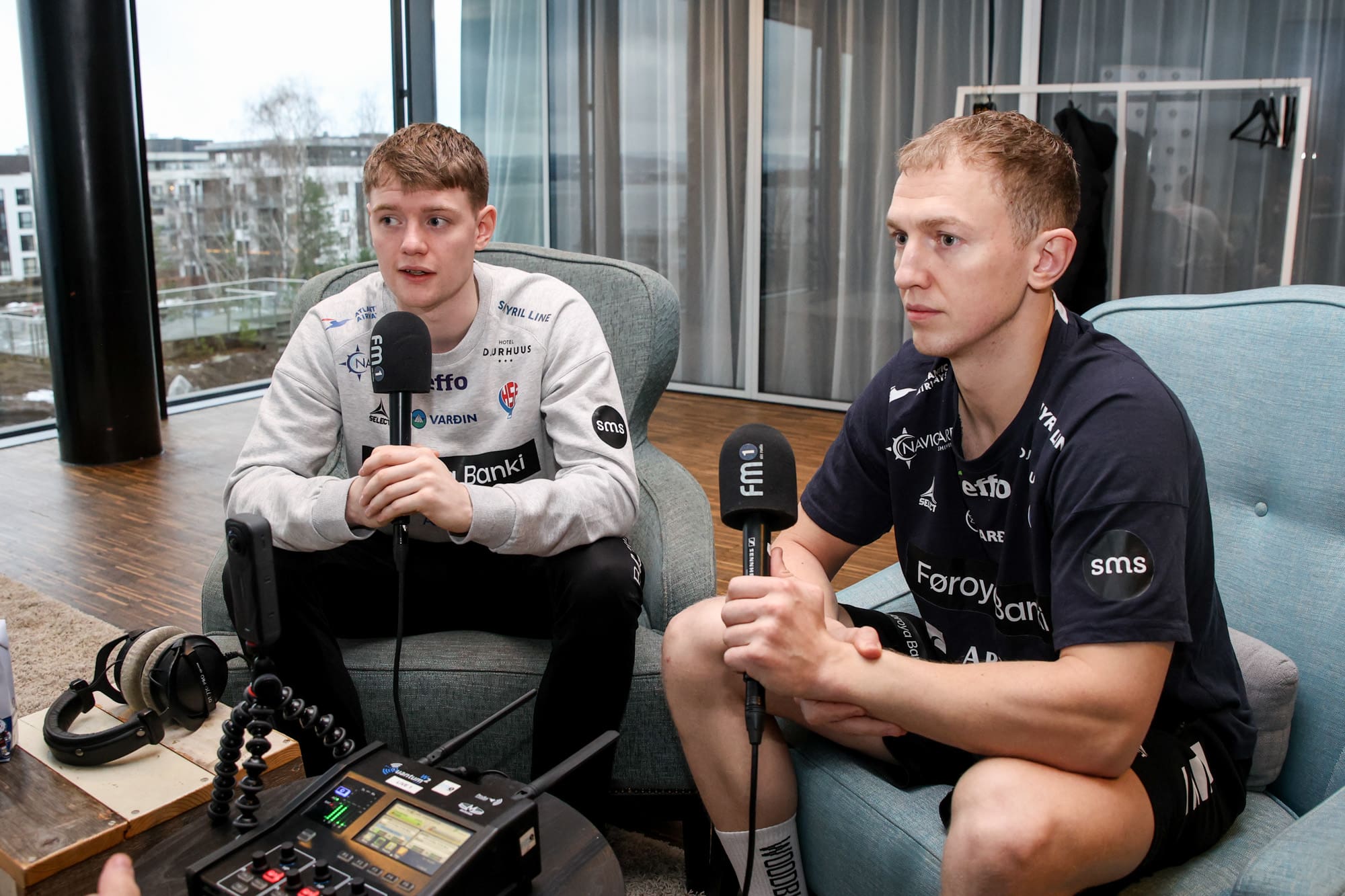 Allan og Bjarni: Fantastiskt at spæla EM – og serliga frammanfyri hesari fjøldini