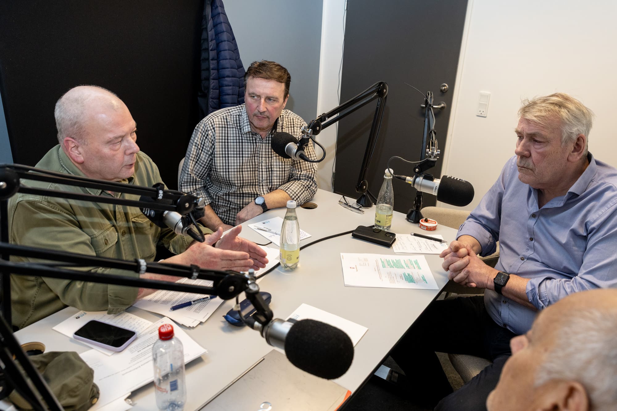 Stjórnin – Politikkur á skák – Harðmæltir menn í Stjórnini í dag