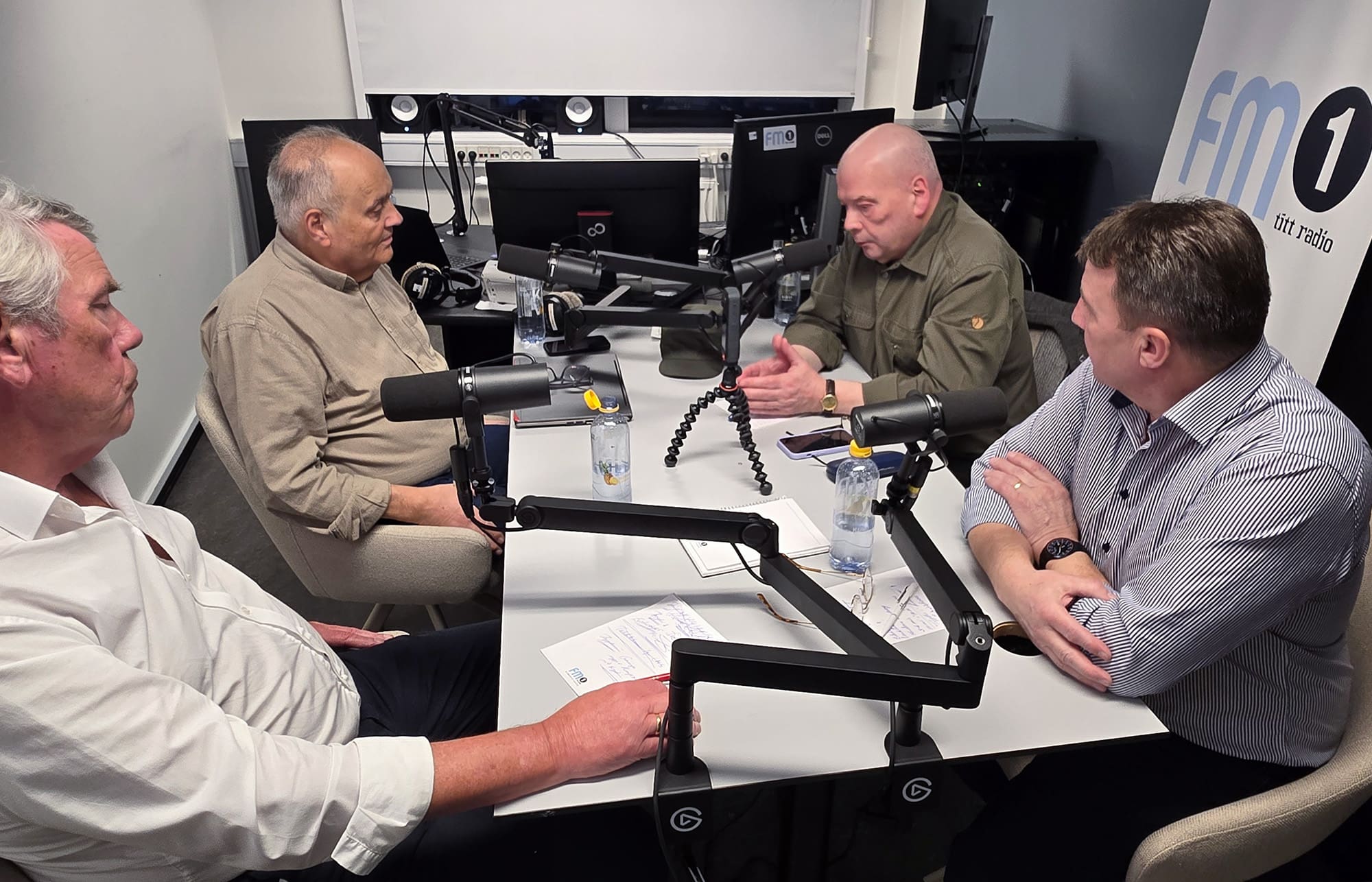 Stjórnin – Politikkur á skák – Tunnilsfelagið hevur dumpað