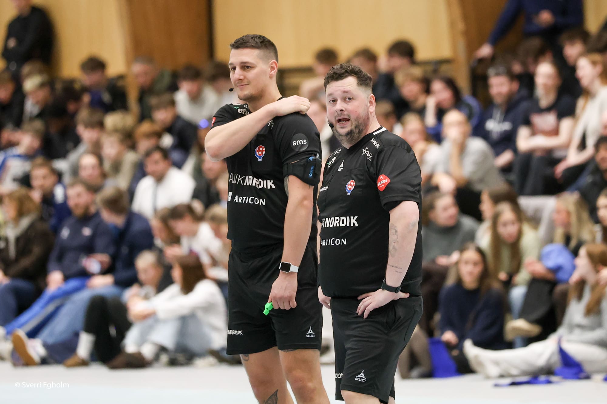 Døma grønlendska meistaraheitið: Tóku av beinanvegin