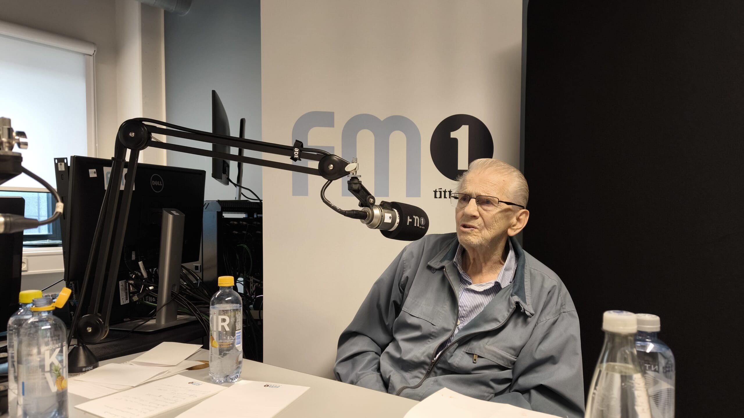 B36 Varpið – Í 90 ára føðingardag hjá B36