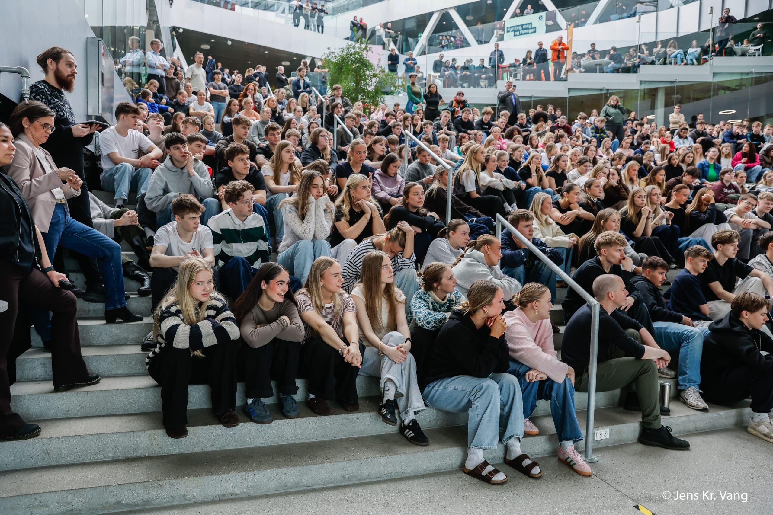– Um man ikki fer á val hevur man ikki rætt at hava eina meining