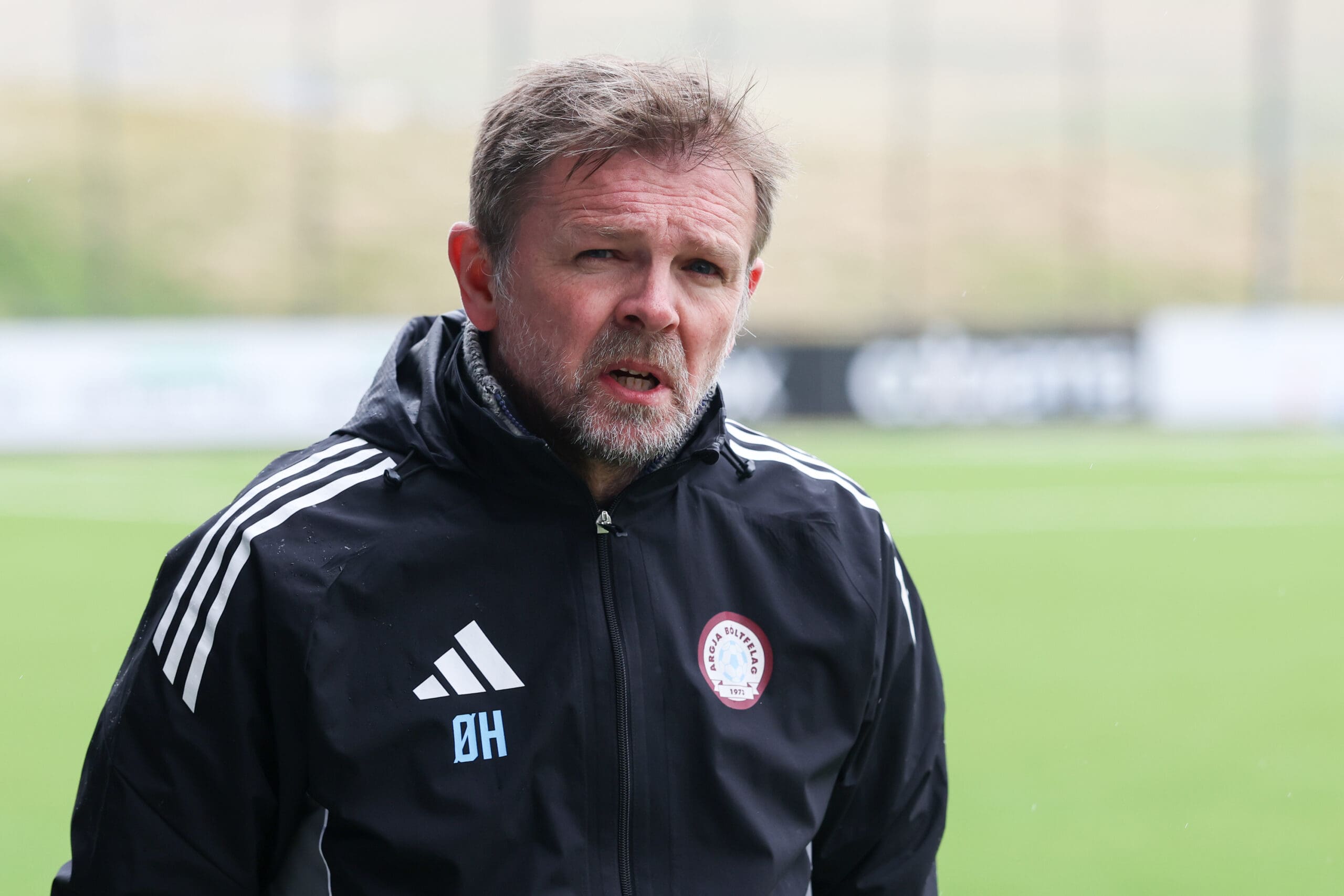 Øssur: – Verjuspælið og gjøgnumbrotini haltaðu hjá AB