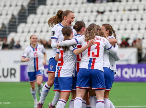 Hoyr sigursmálið hjá Onnu Brændstrup og samanumtøkuna hjá Allani Dybzak