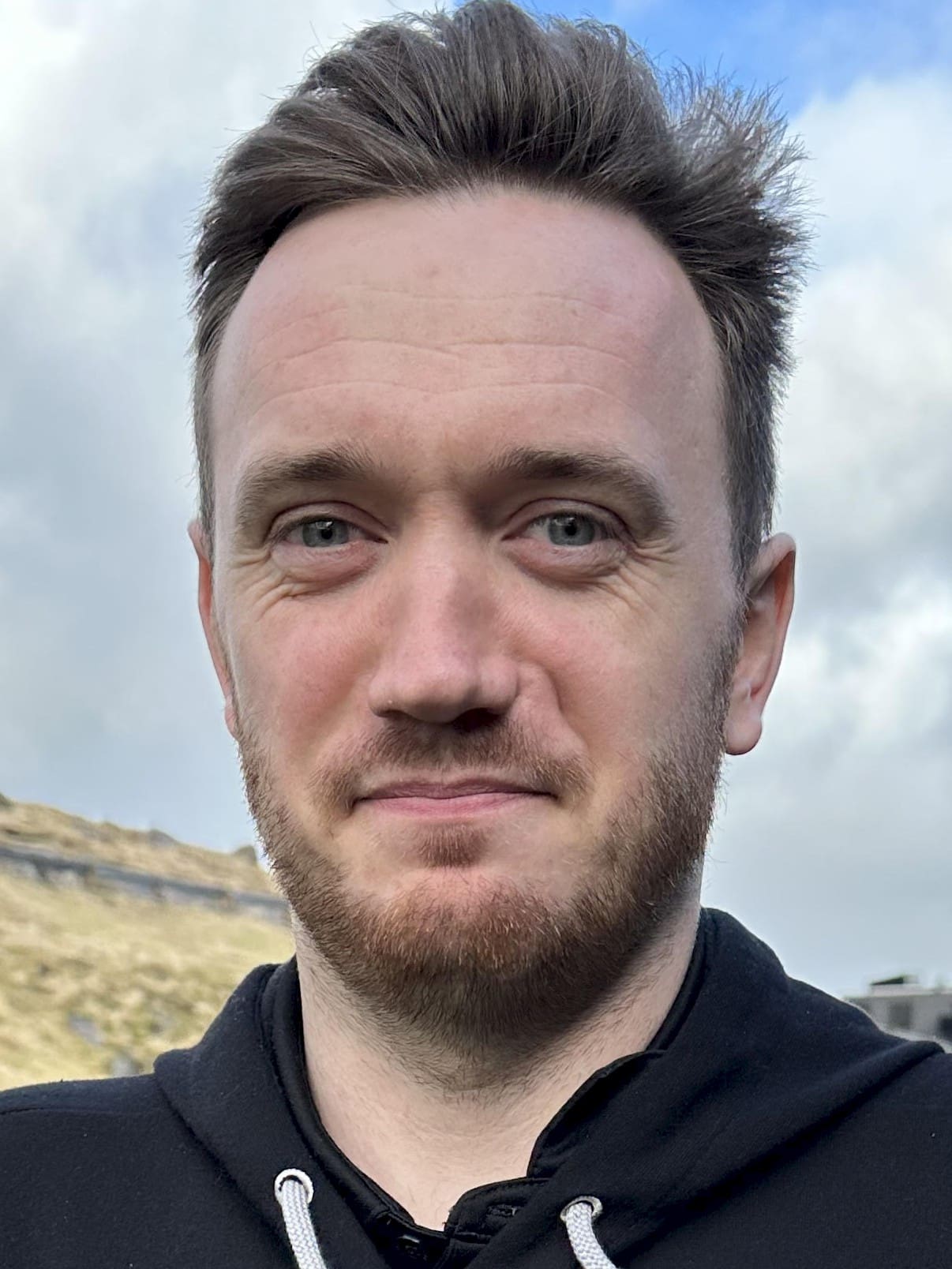 Dómarin á Svangaskarði: – Tað var ikki ráðiligt at byrja dystin millum B68 og HB