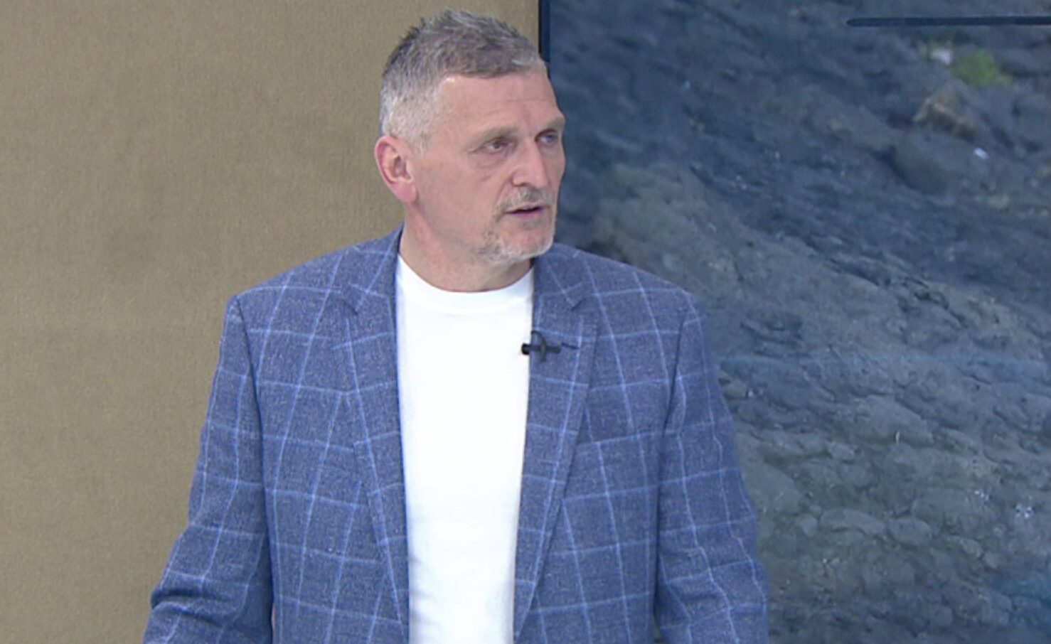 – Neyðugt við broytingum í føroyska samfelagnum