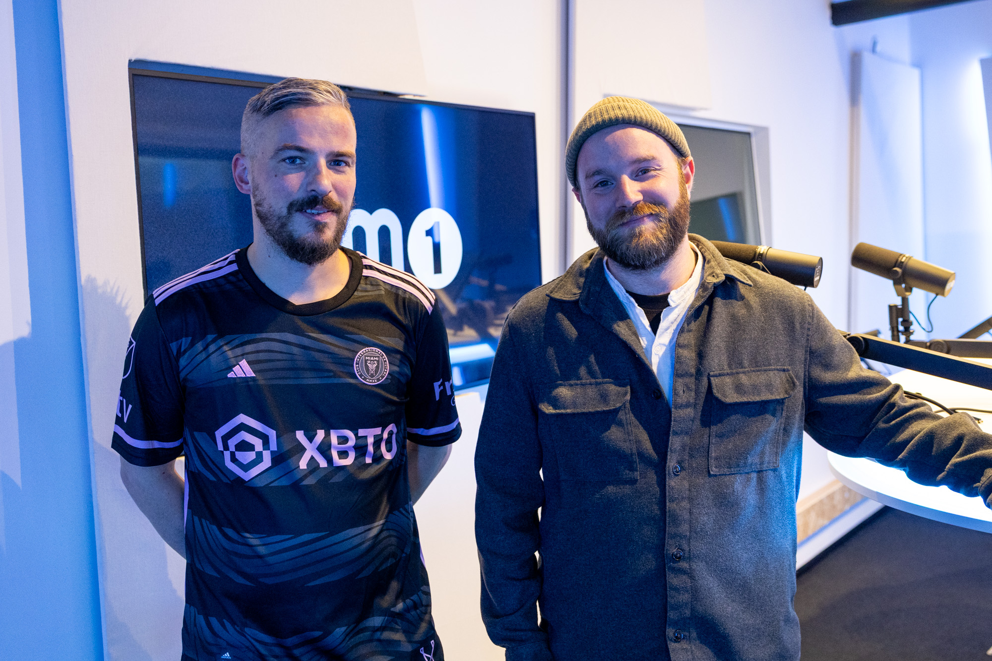 FM1 Live – Gjáir